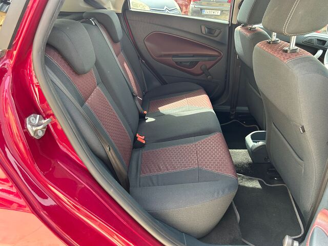 FORD FIESTA TITANIUM AUTO 1.4 SPANISH LHD IN SPAIN 55000 MILES SUPERB 2010